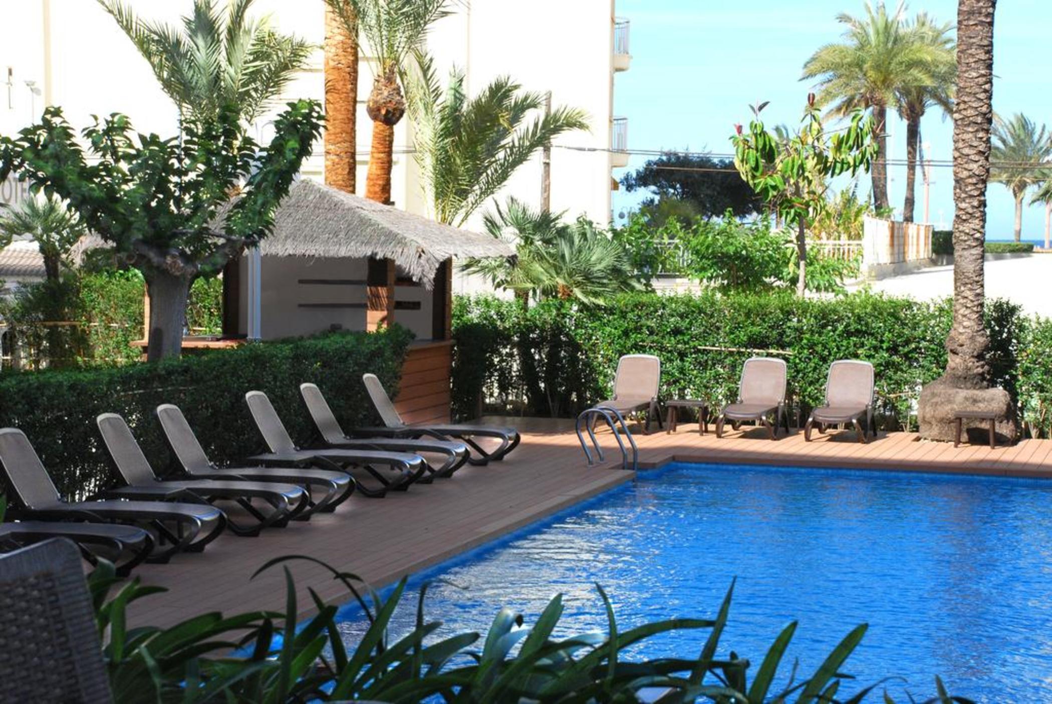 Hotel Los Robles Gandía Exterior photo